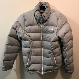 Light grey Northface Puffy